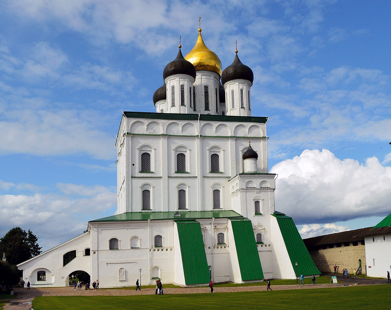 Псков, Кремль, 2/1