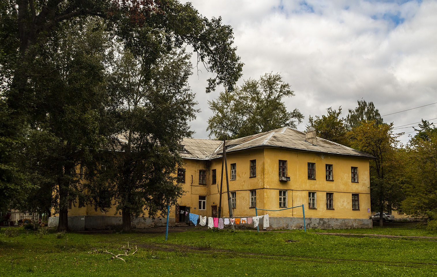 Уфа, Черниковская улица, 2 / Улица Гончарова, 20