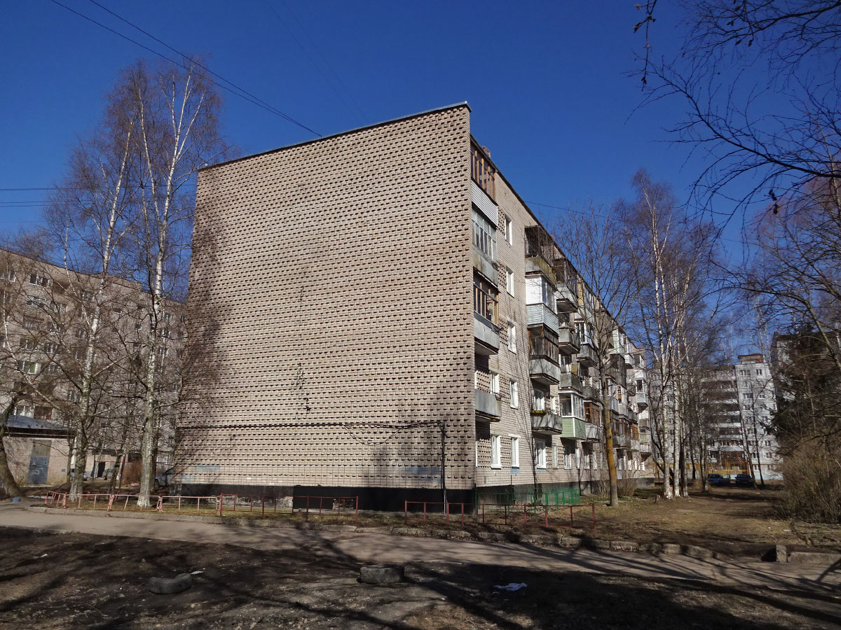Великий Новгород, Улица Кочетова, 33 корп. 2