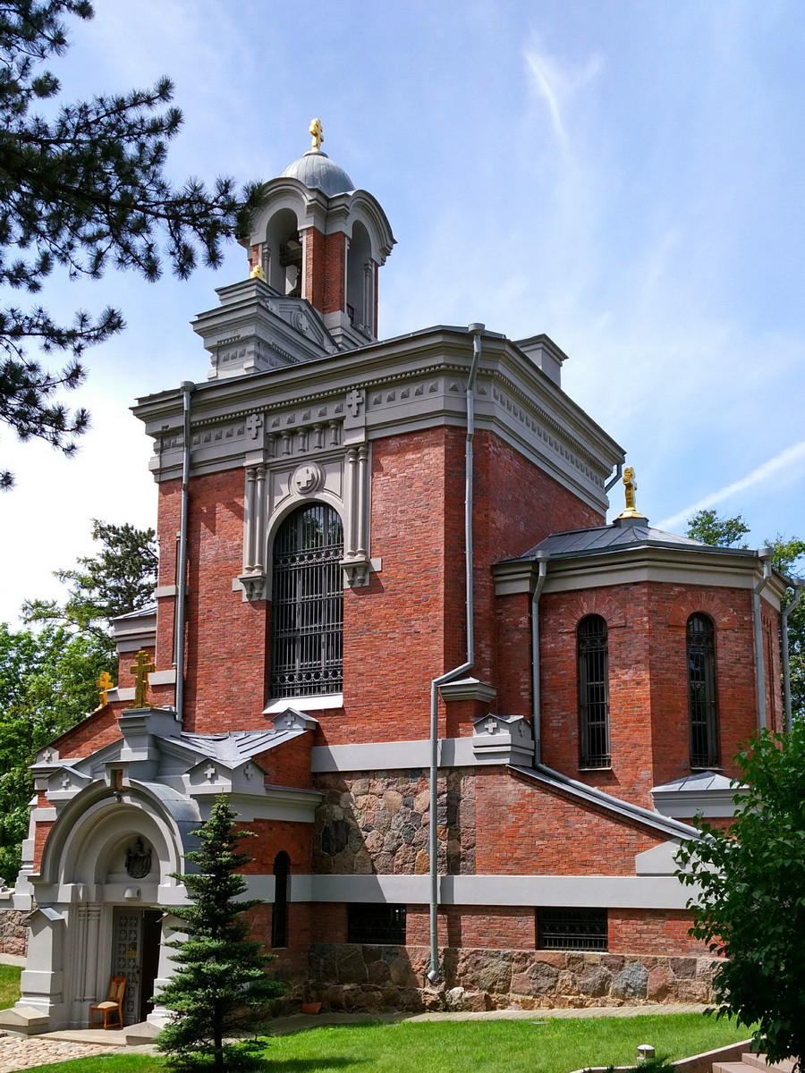 Мир, Красноармейская улица, 2 корп. 1
