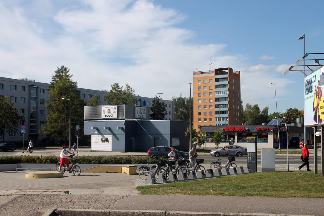 Tartu, Sõpruse puiestee, 7; Anne, 38; Anne, 45. Садово-парковая архитектура