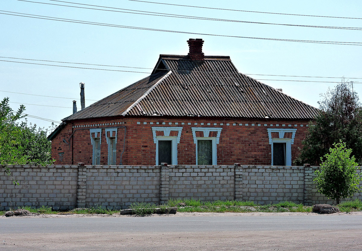 Зміїв, Железнодорожная улица, 30