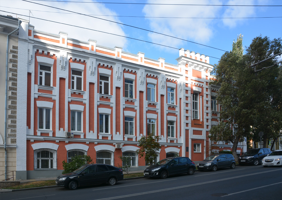 Самара, Улица Венцека, 4 / Улица Водников, 90