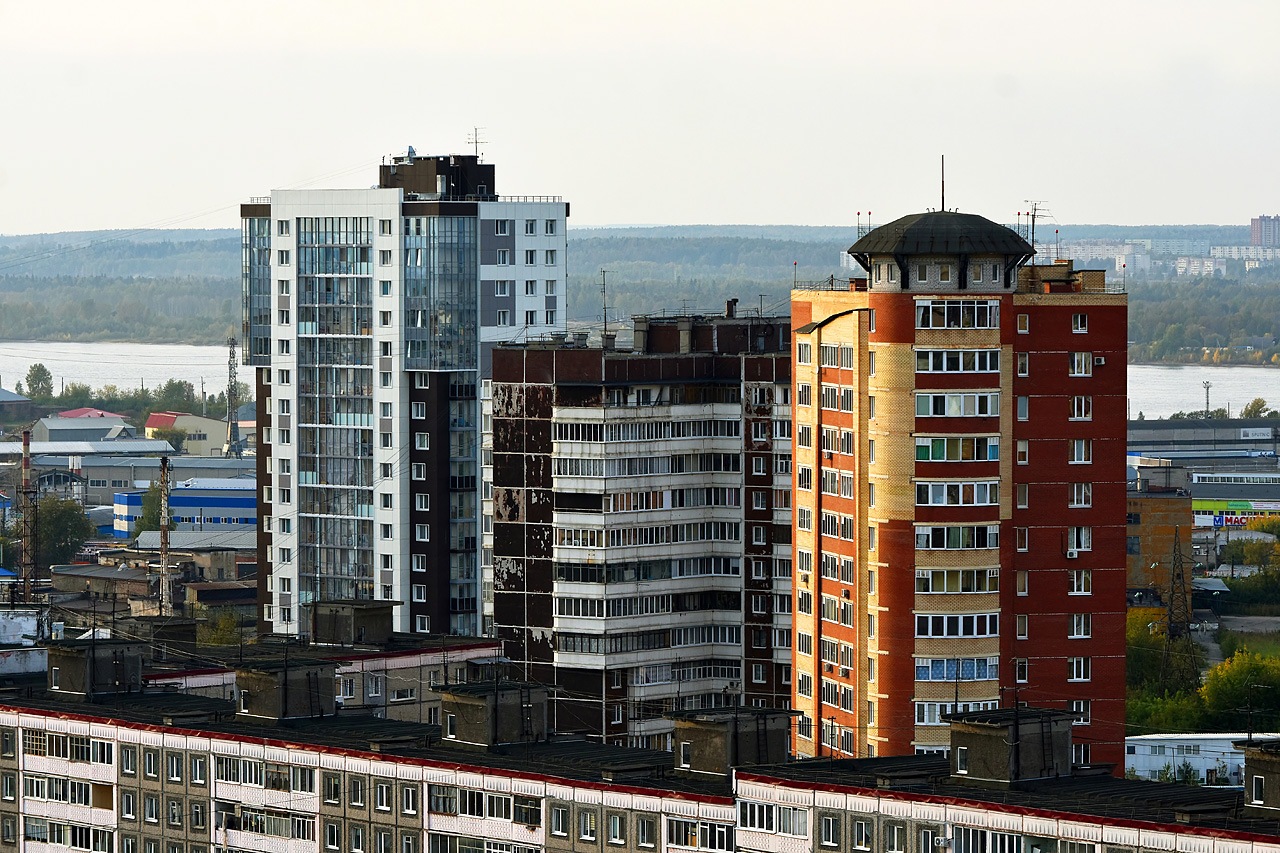 Пермь, Улица Строителей, 37; Улица Строителей, 46; Улица Строителей, 48