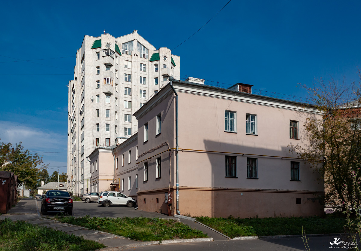 Казань, Улица Академика Губкина, 40А; Улица Академика Губкина, 20