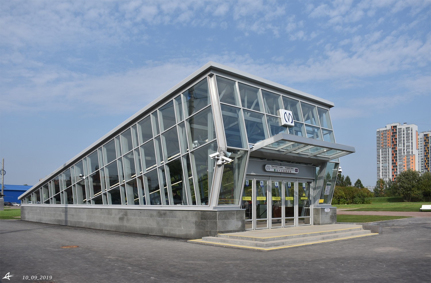 Petersburg, Бухарестская улица, 100 соор. 1