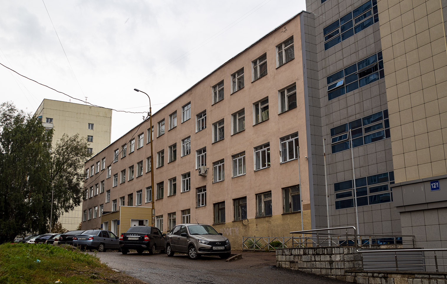 Уфа, Российская улица, 12/1