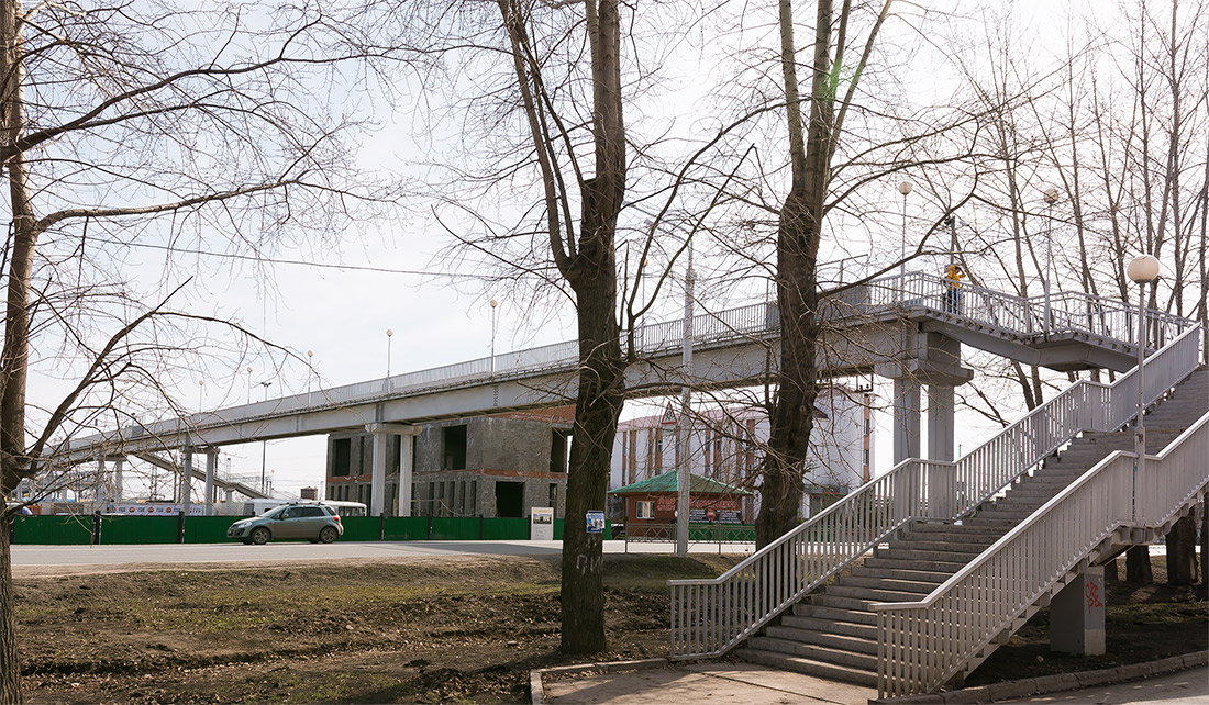 Ufa, Центральная улица, Пешеходный мост