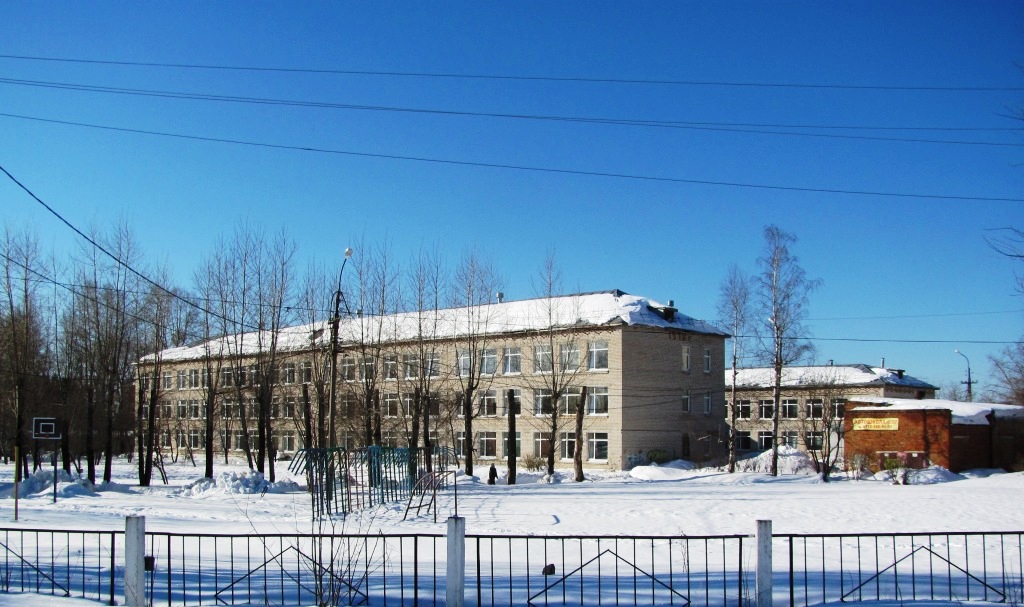 Полазна, Улица 50 лет Октября, 3