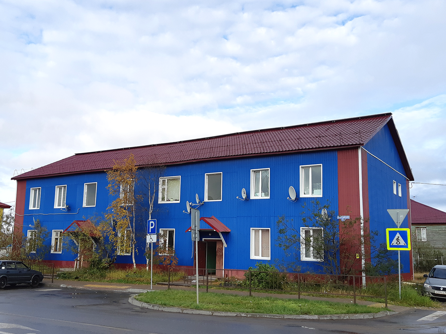Naryan-Mar, Октябрьская улица, 19