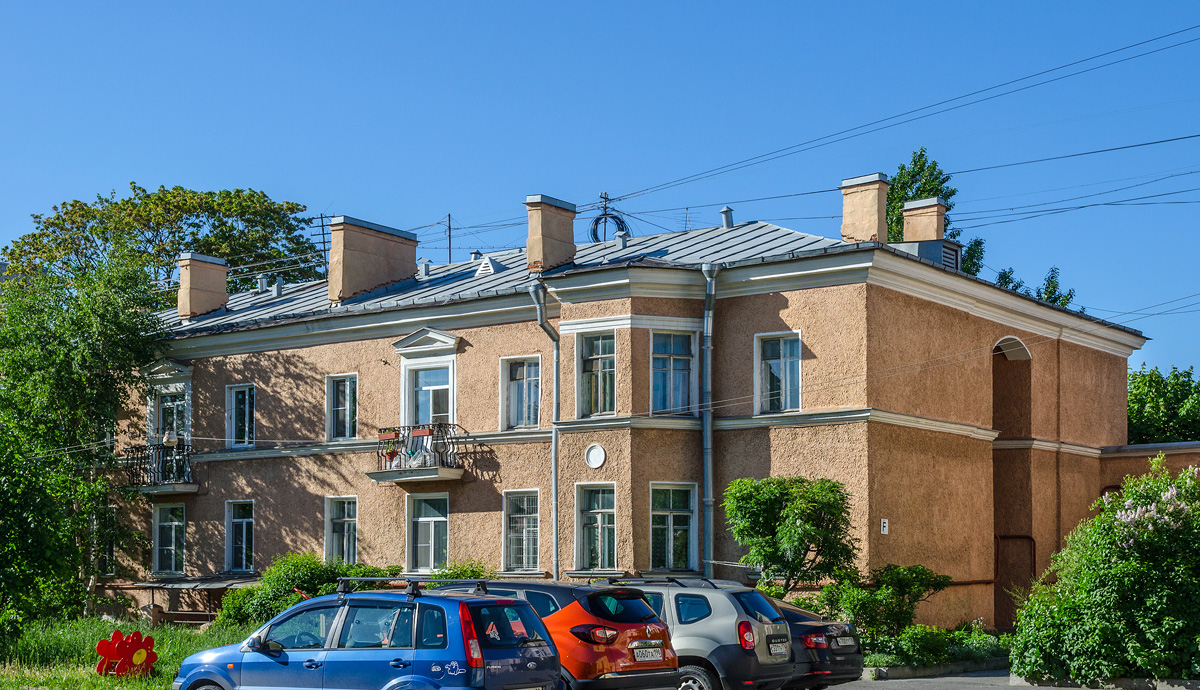 Санкт-Пецярбург, Улица Трефолева, 26