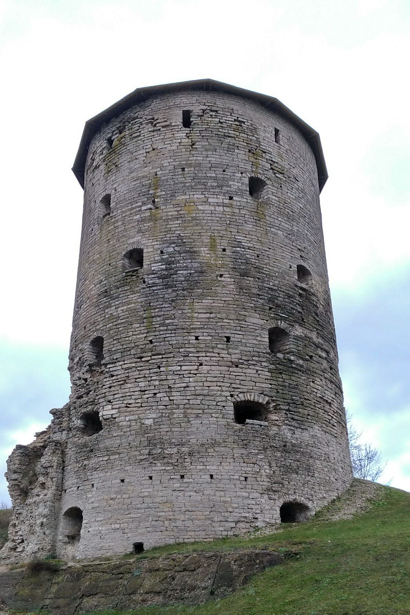 Псков, Гремячая улица, 7*