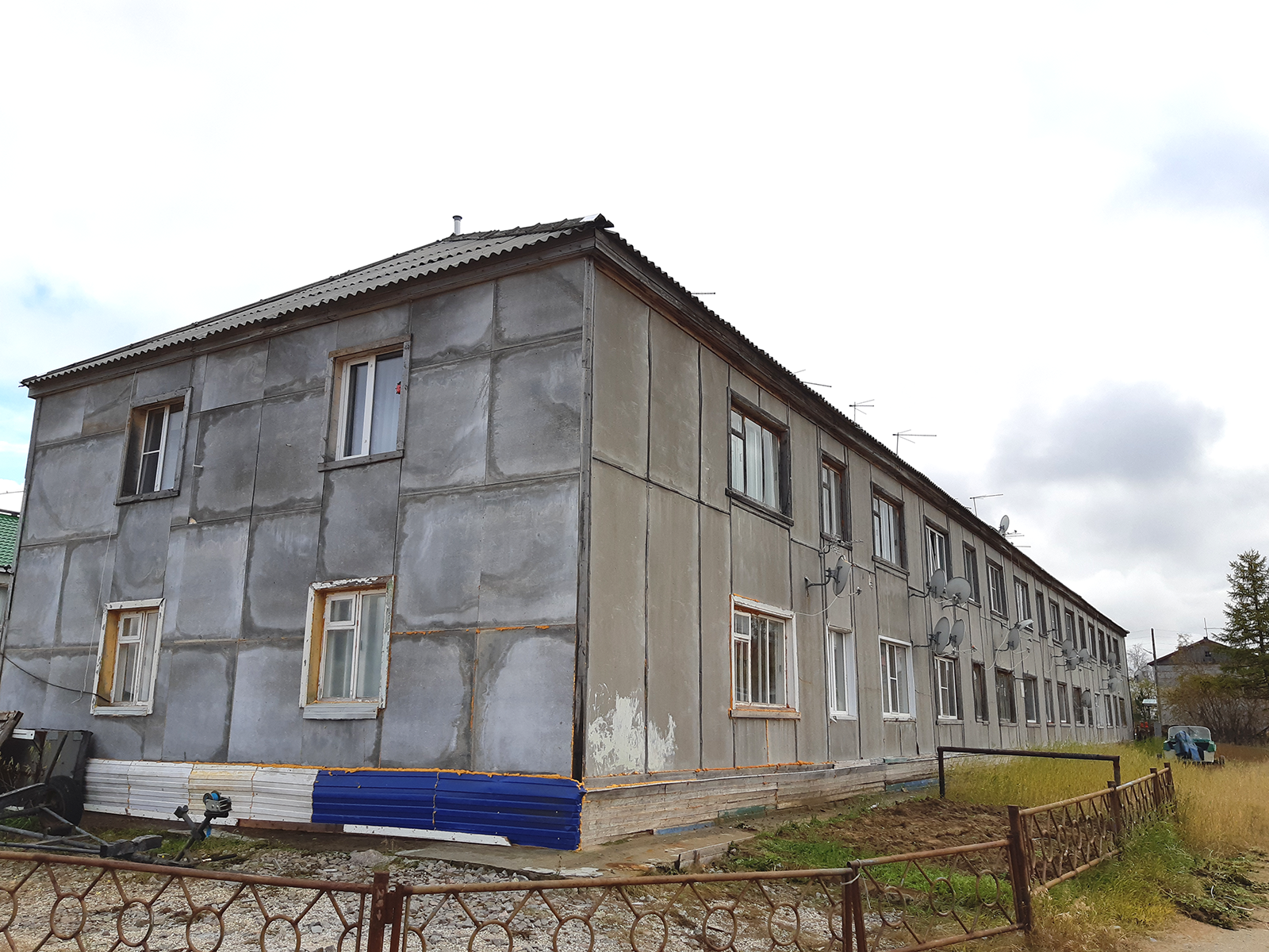 Iskateley, Улица Нефтяников, 18