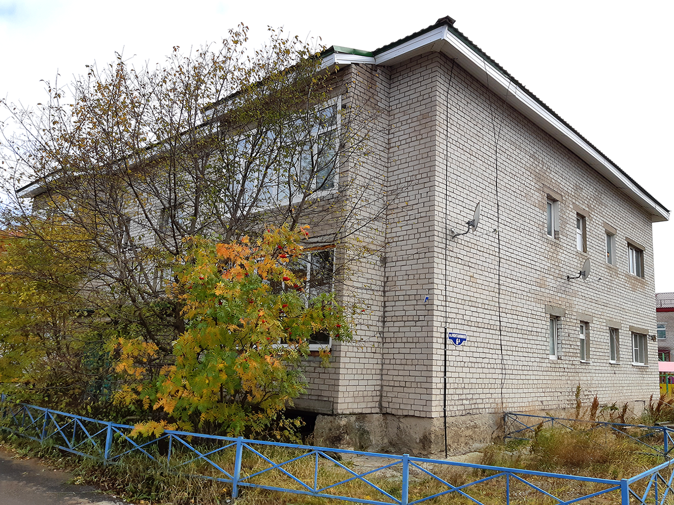 Искателей, Улица Монтажников, 6А