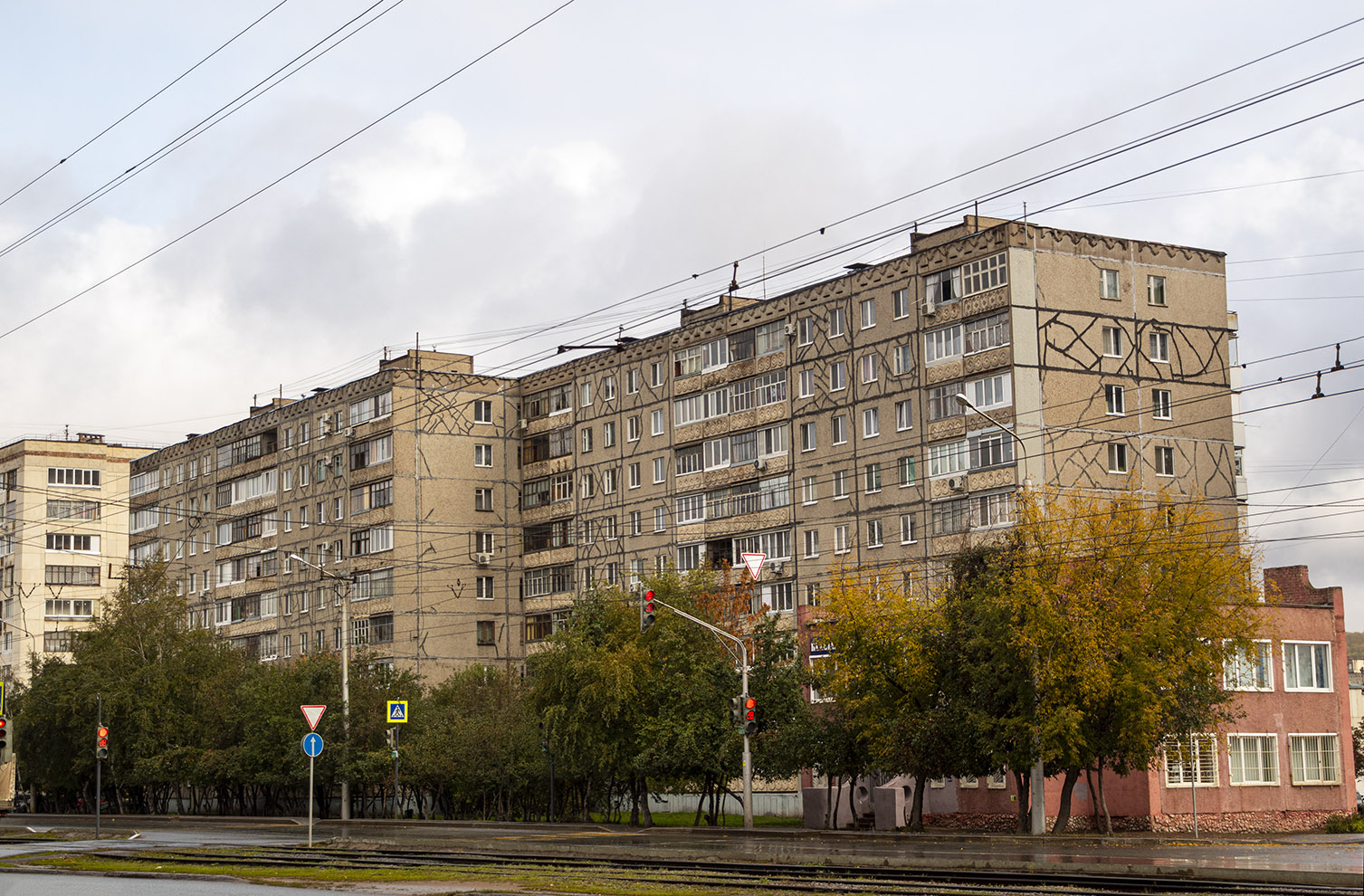 Уфа, Вологодская улица, 7; Вологодская улица, 9