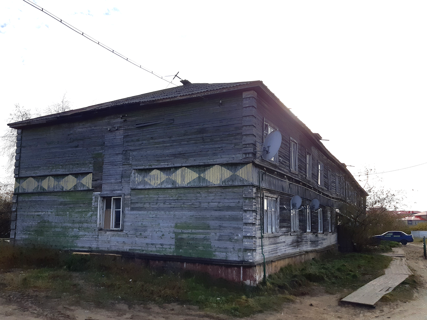Naryan-Mar, Улица Авиаторов, 12