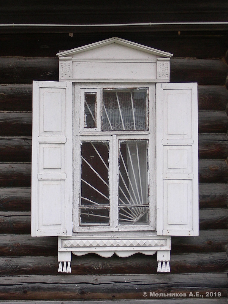 Палех, Улица Ленина, 2. Резные наличники