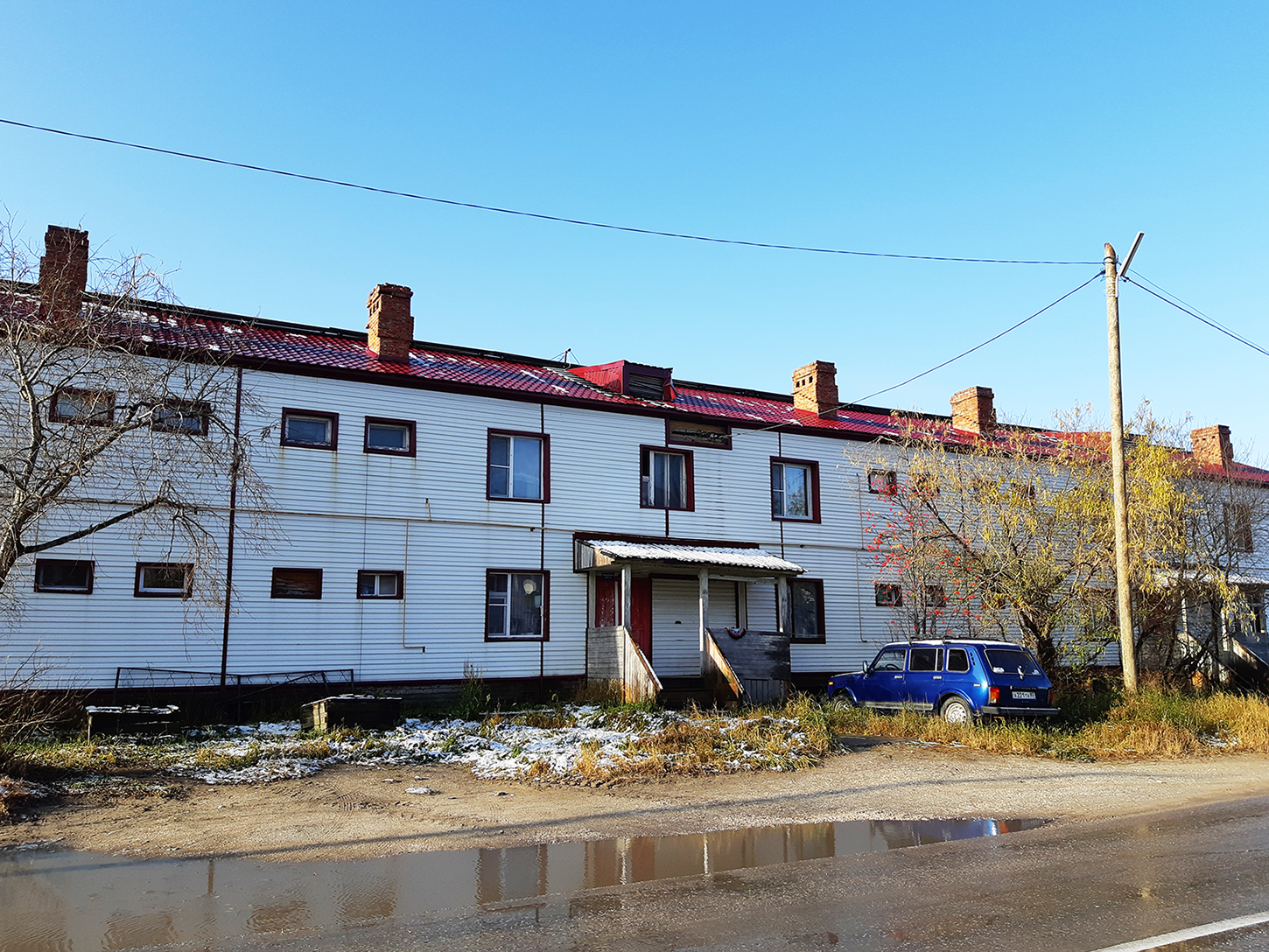 Iskateley, Улица Губкина, 24