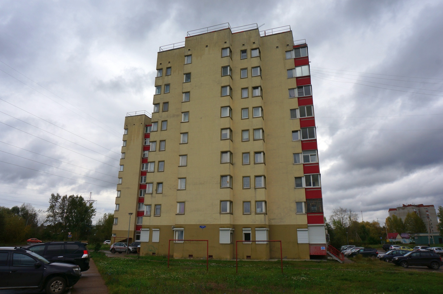 Чайковский, Улица Азина, 9