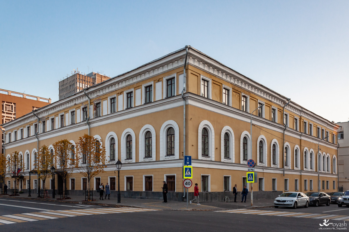 Казань, Кремлёвская улица, 12