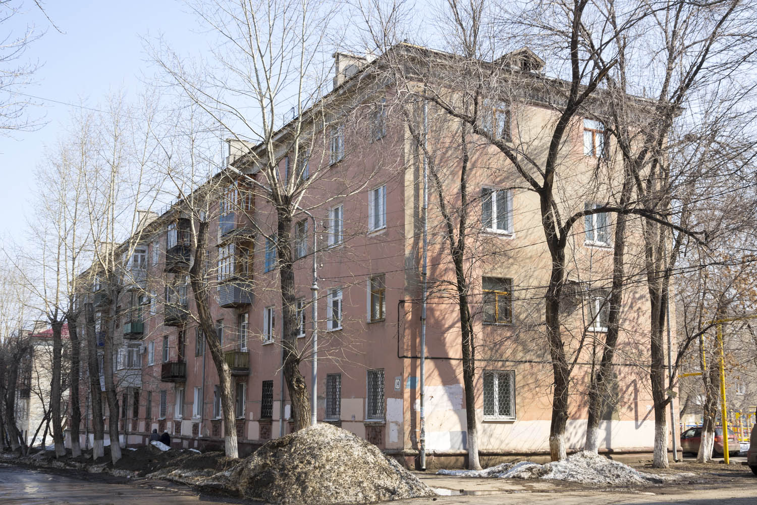 Новокуйбышевск, Улица Ленинградская, 14