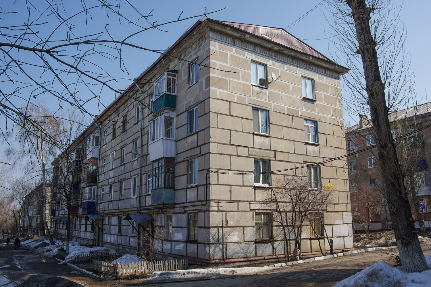 Новокуйбышевск, Улица Ленинградская, 9