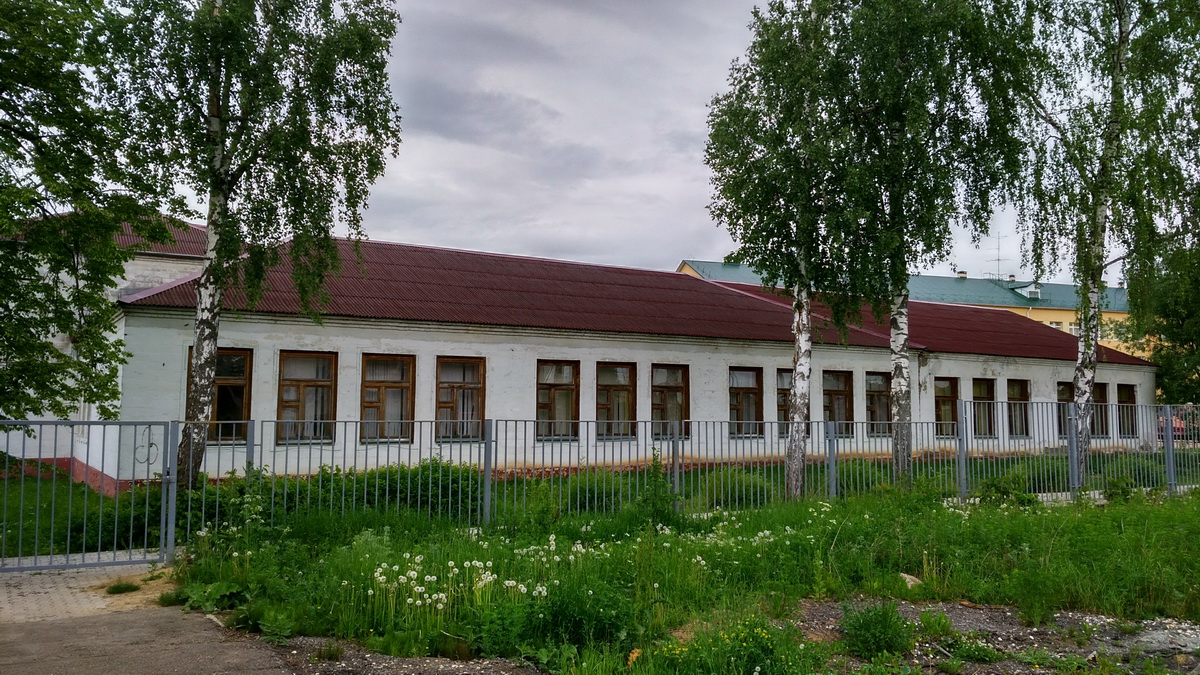 Tunoshna, Школьная улица, 6