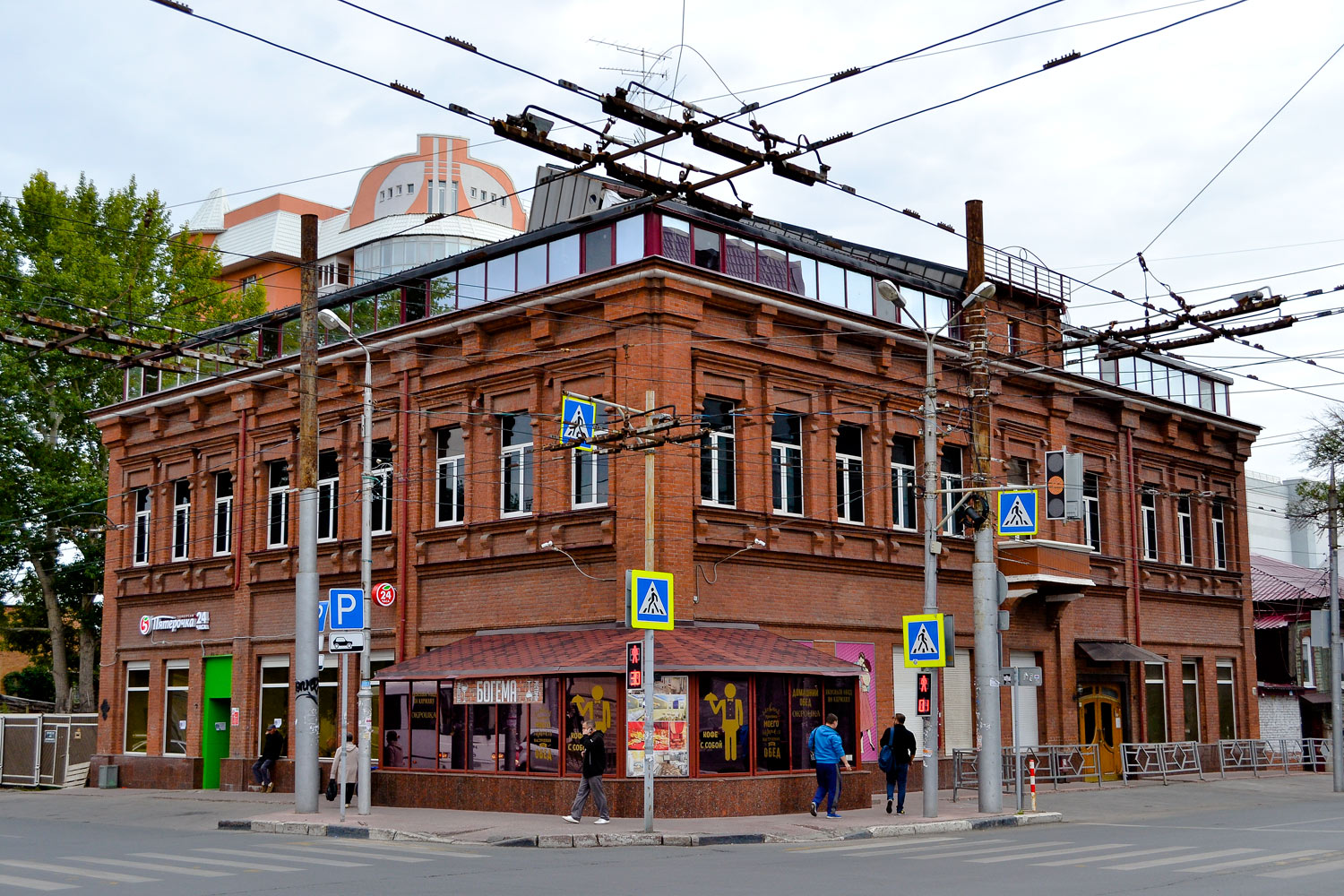 Самара, Самарская улица, 99 / Улица Льва Толстого, 77