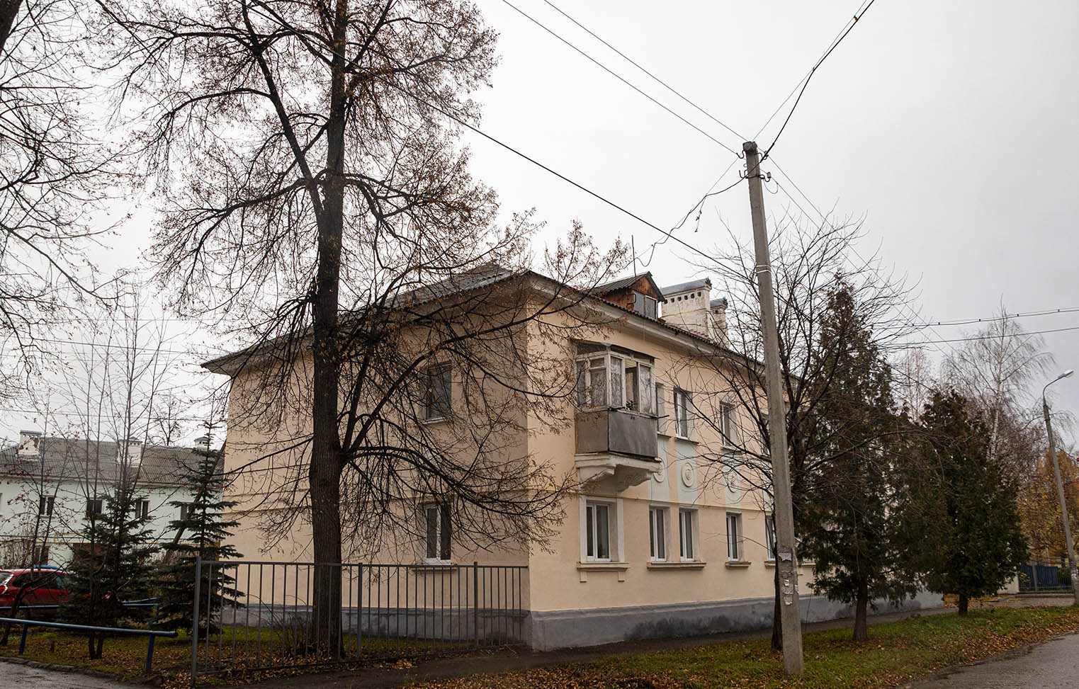 Октябрьский, Улица Калинина, 3