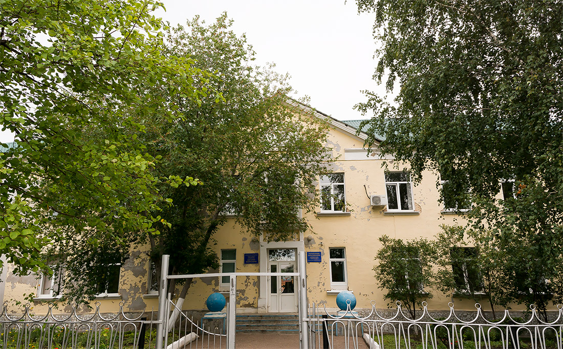 Салават, Улица Юрия Гагарина, 21 / Улица Пушкина, 2