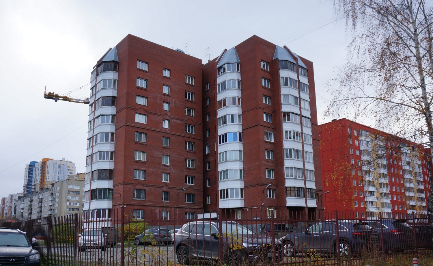 Пермь, Улица Строителей, 18; Парковый проспект, 7