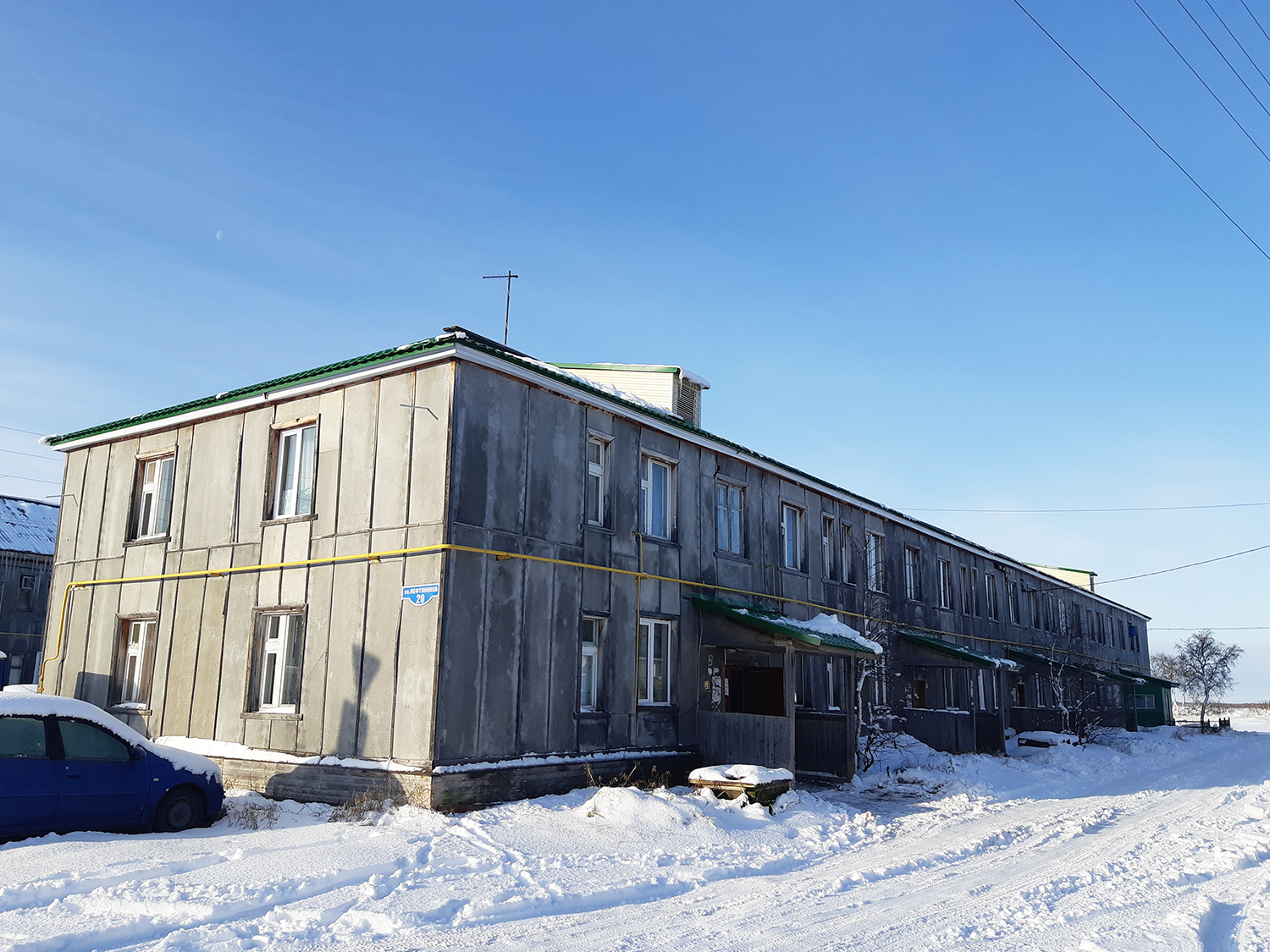 Iskateley, Улица Нефтяников, 20