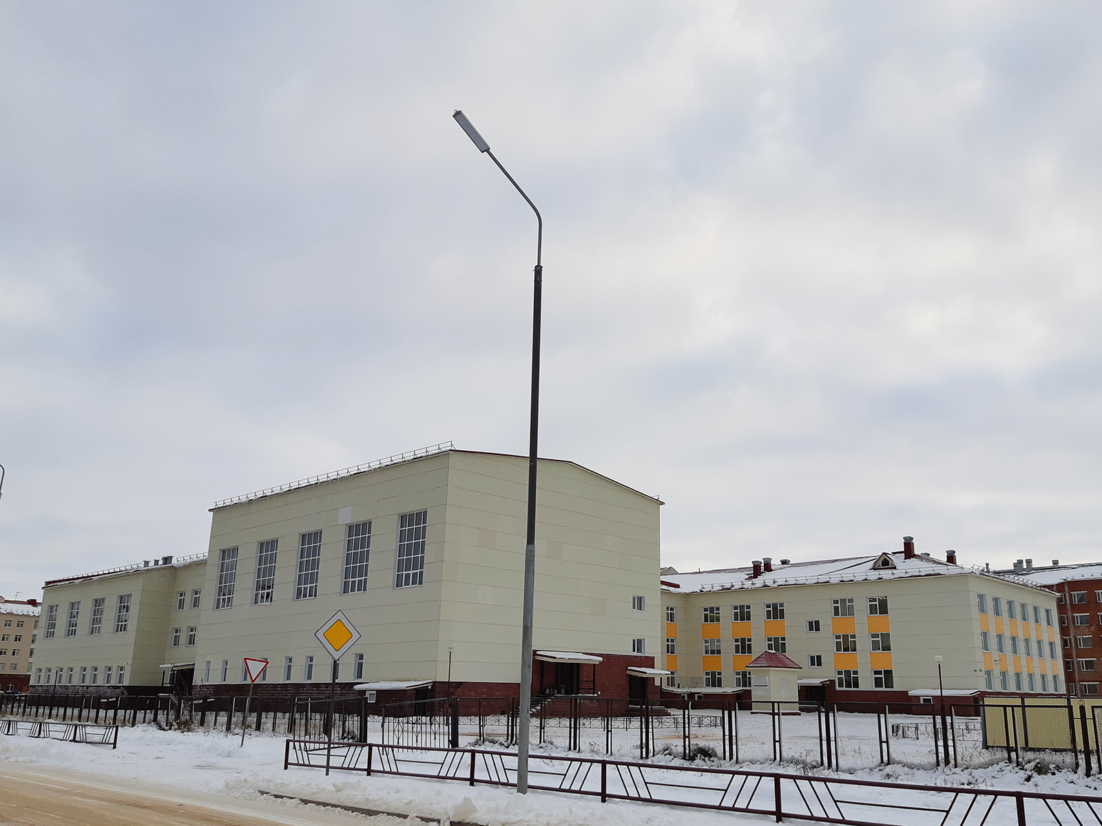 Нарьян-Мар, Проезд капитана Матросова, 1