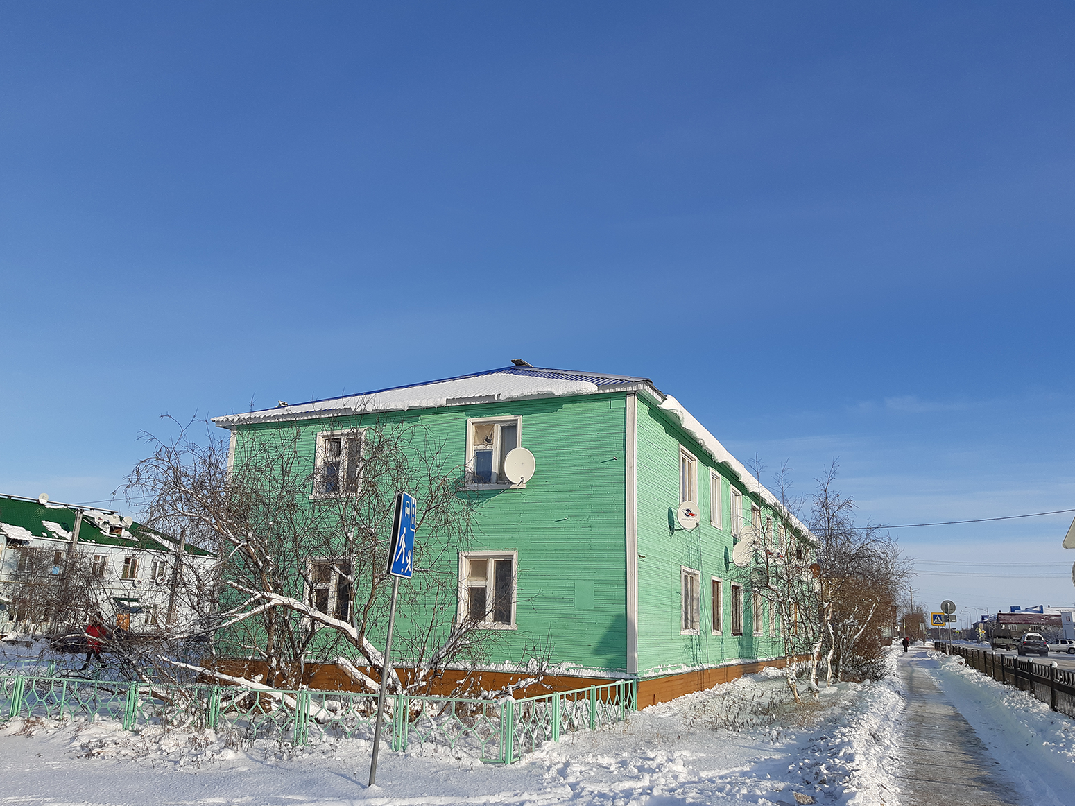 Искателей, Улица Губкина, 18