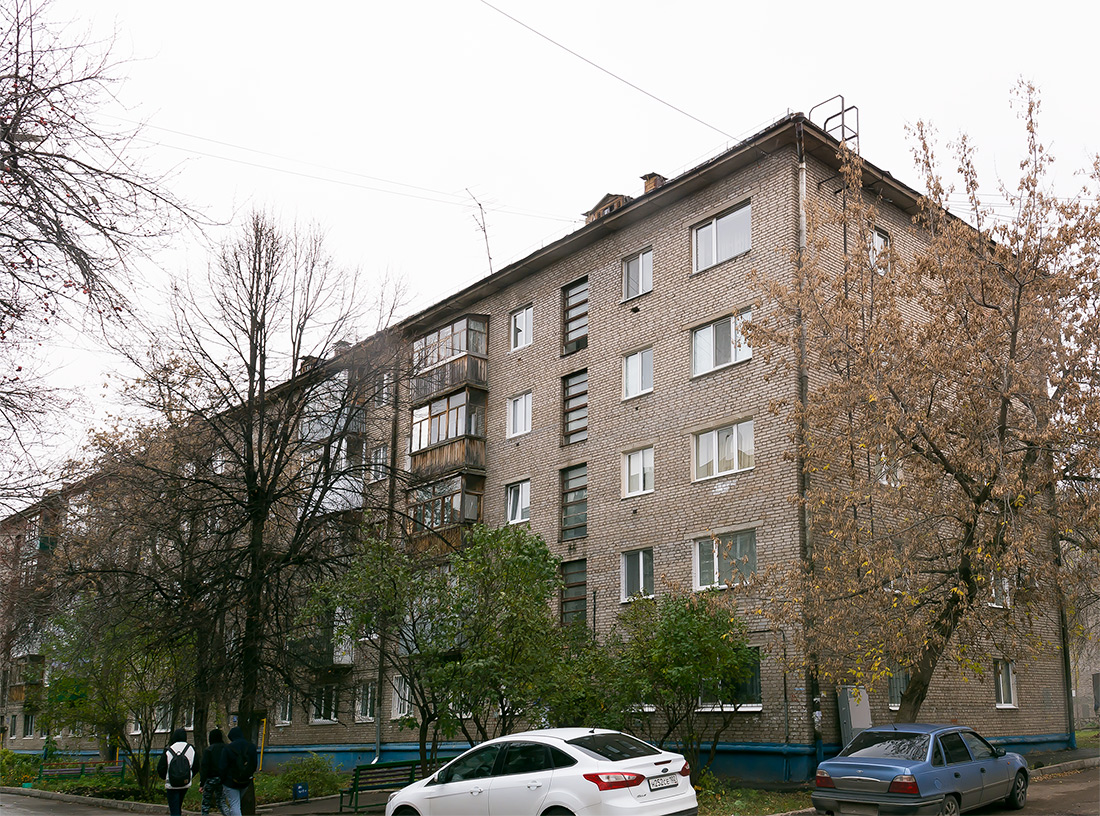 Уфа, Бульвар Славы, 12 / Улица Блюхера, 38/1