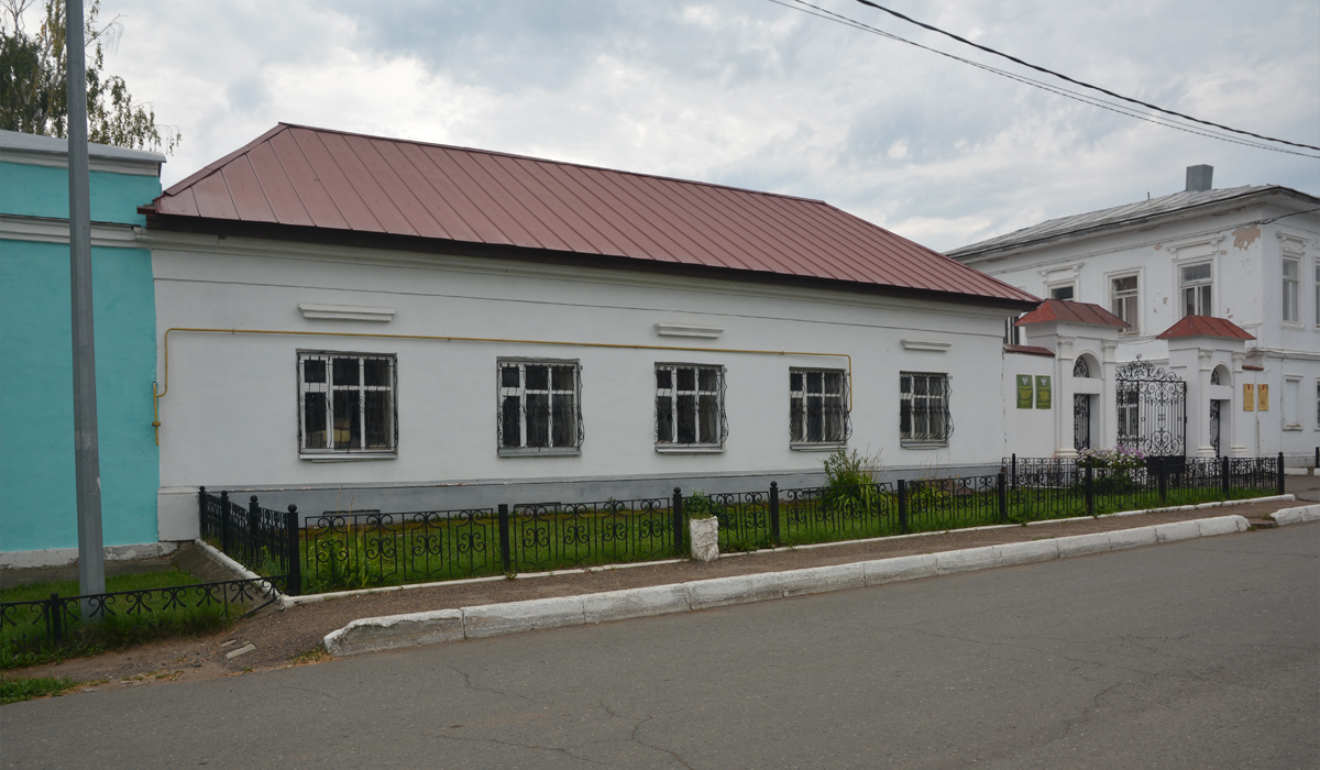 Елабуга, Большая Покровская улица, 4