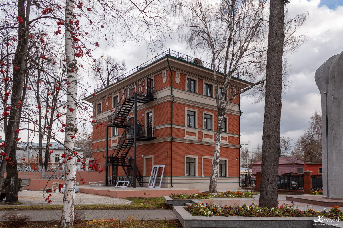 Казань, Улица Толстого, 6