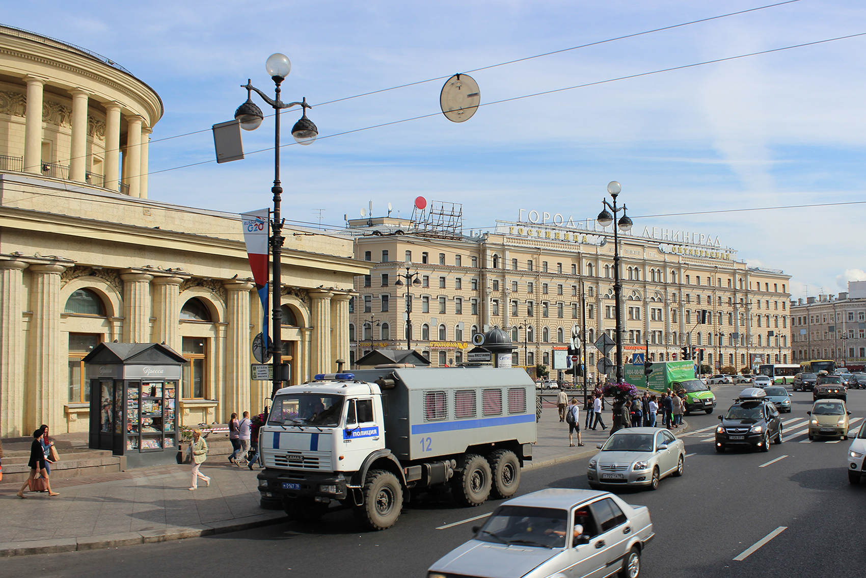 Санкт-Петербург, Площадь Восстания, 2; Лиговский проспект, 10