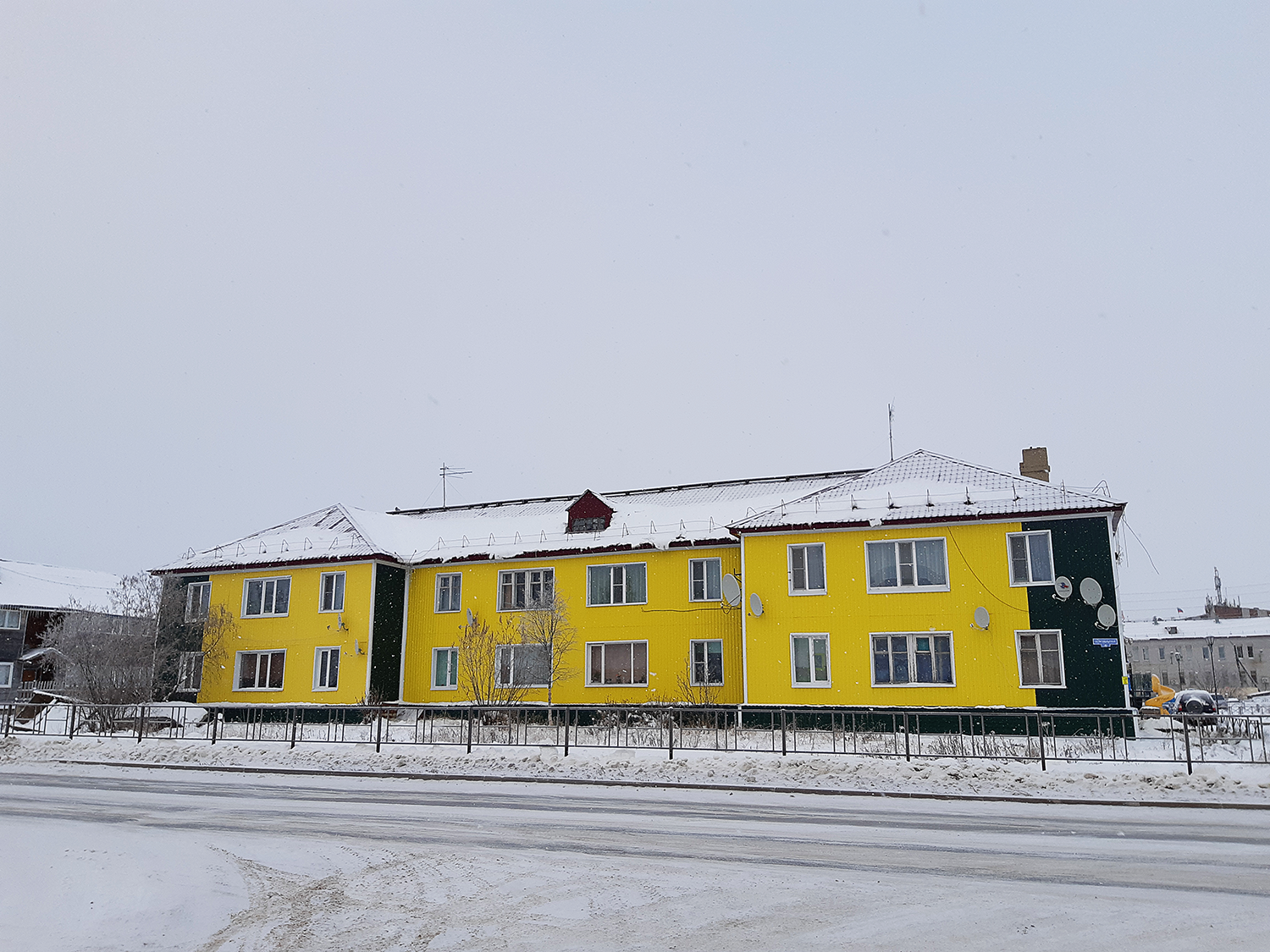 Naryan-Mar, Октябрьская улица, 9