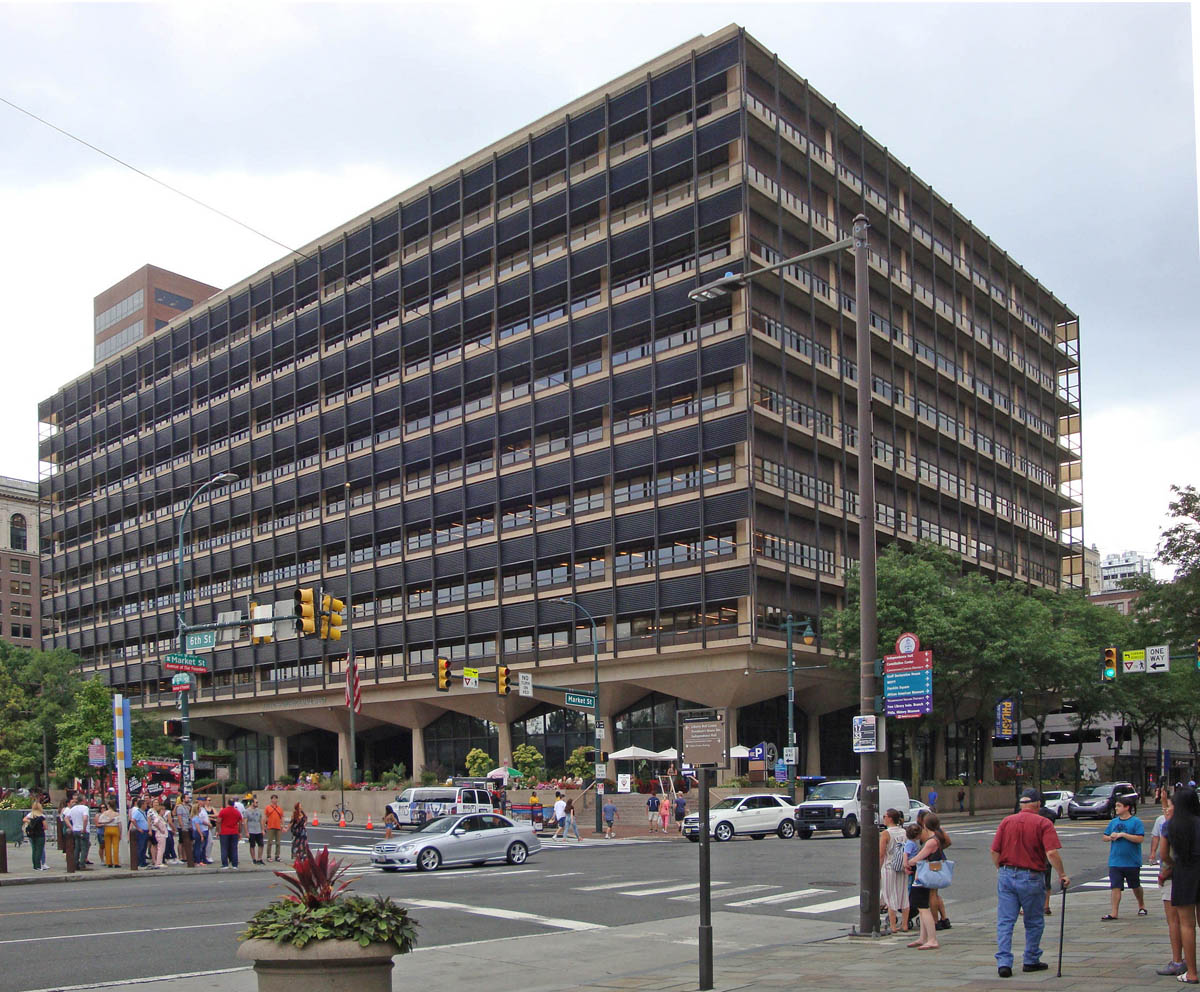 Филадельфия, South Independence Mall 100