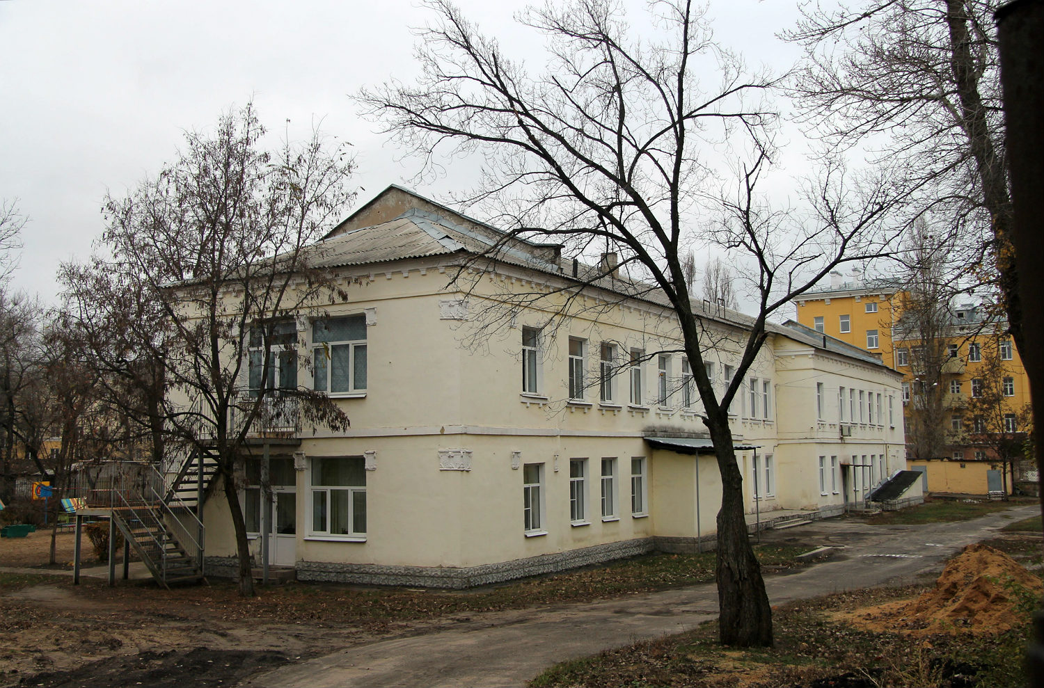 Воронеж, Улица Героев Стратосферы, 2Б