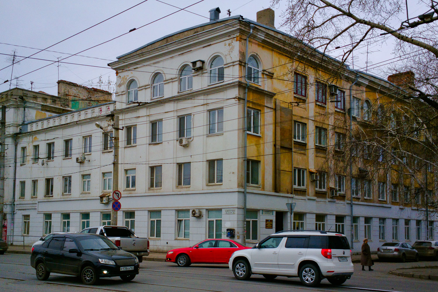 Самара, Полевая улица, 88 / Улица Мичурина, 8