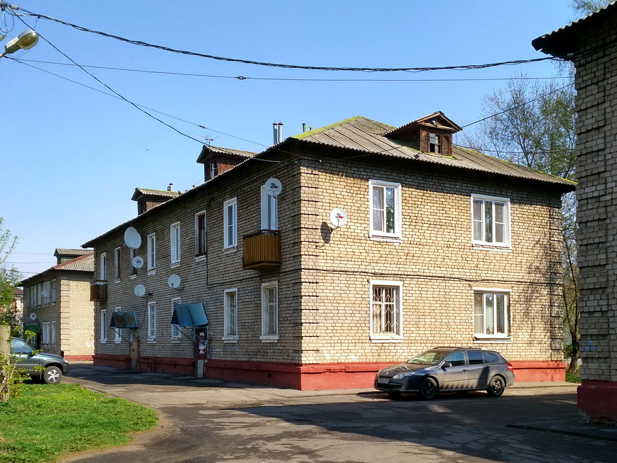 Ярославль, Переулок Коммунаров, 1А; Переулок Коммунаров, 1Б
