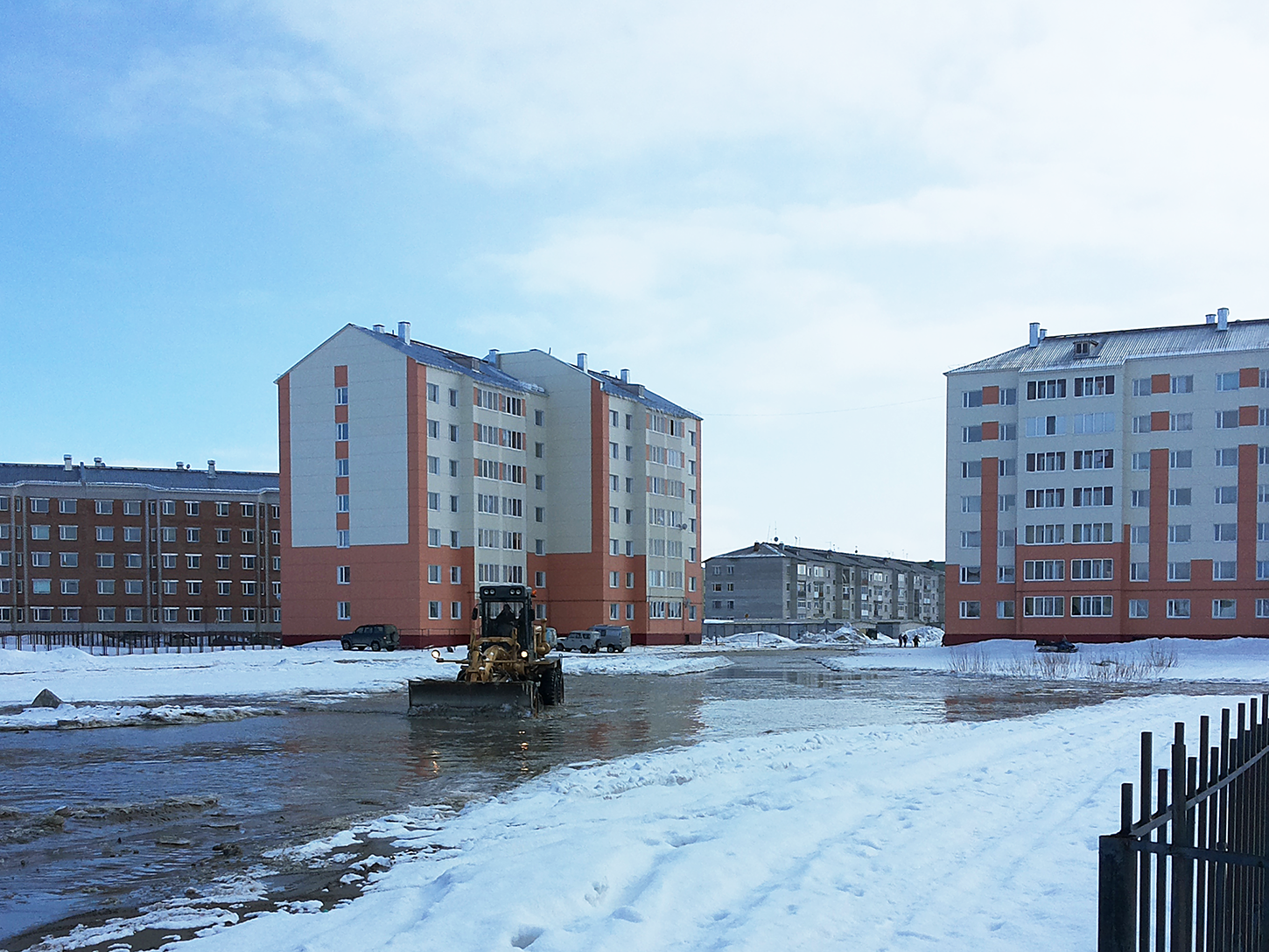 Naryan-Mar, Проезд капитана Матросова, 3; Улица Рыбников, 3Б