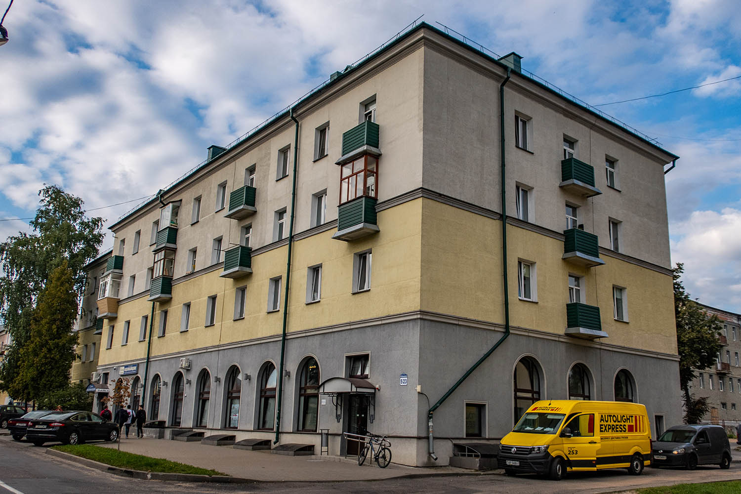 Минск, Улица Олега Кошевого, 5 / Стахановская улица, 23