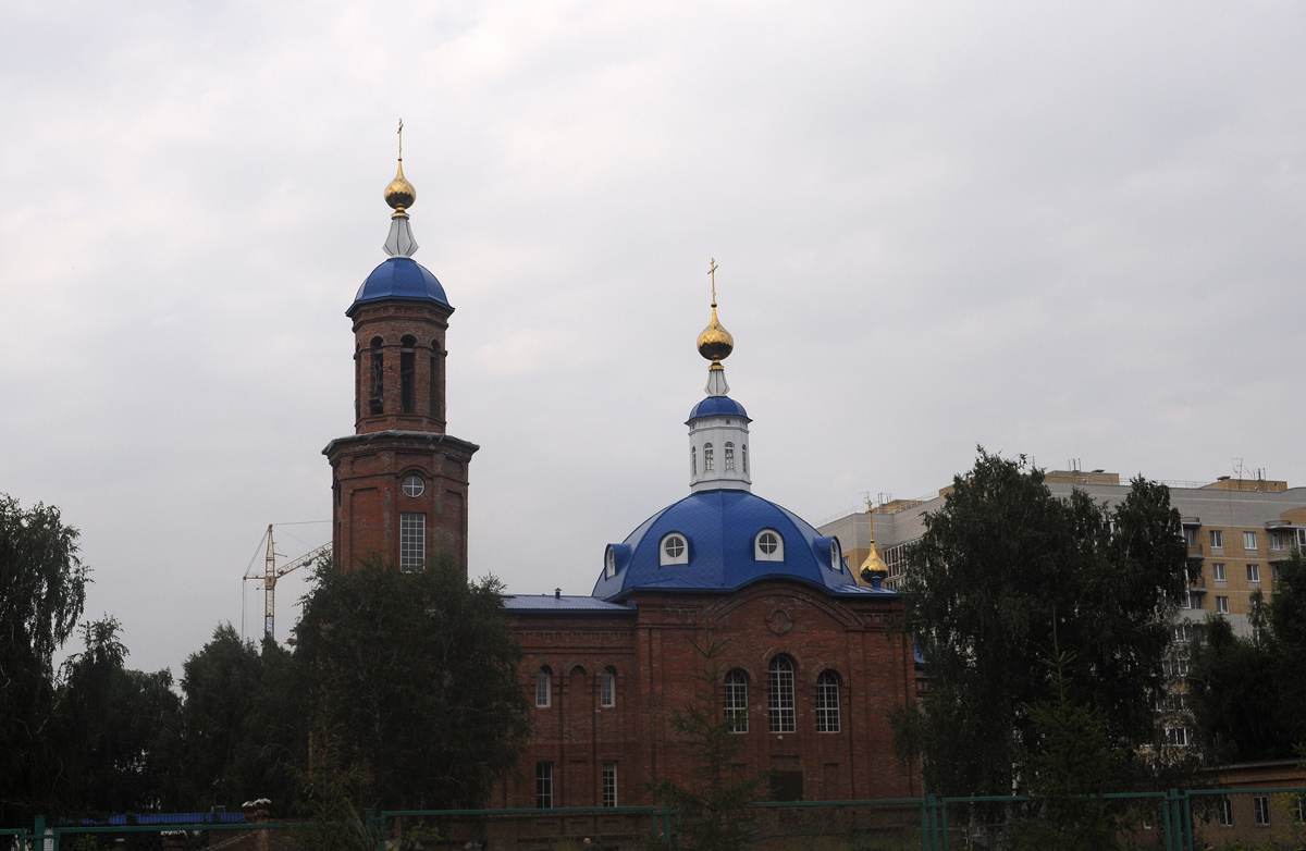 Омск, Улица Архиепископа Сильвестра, 2