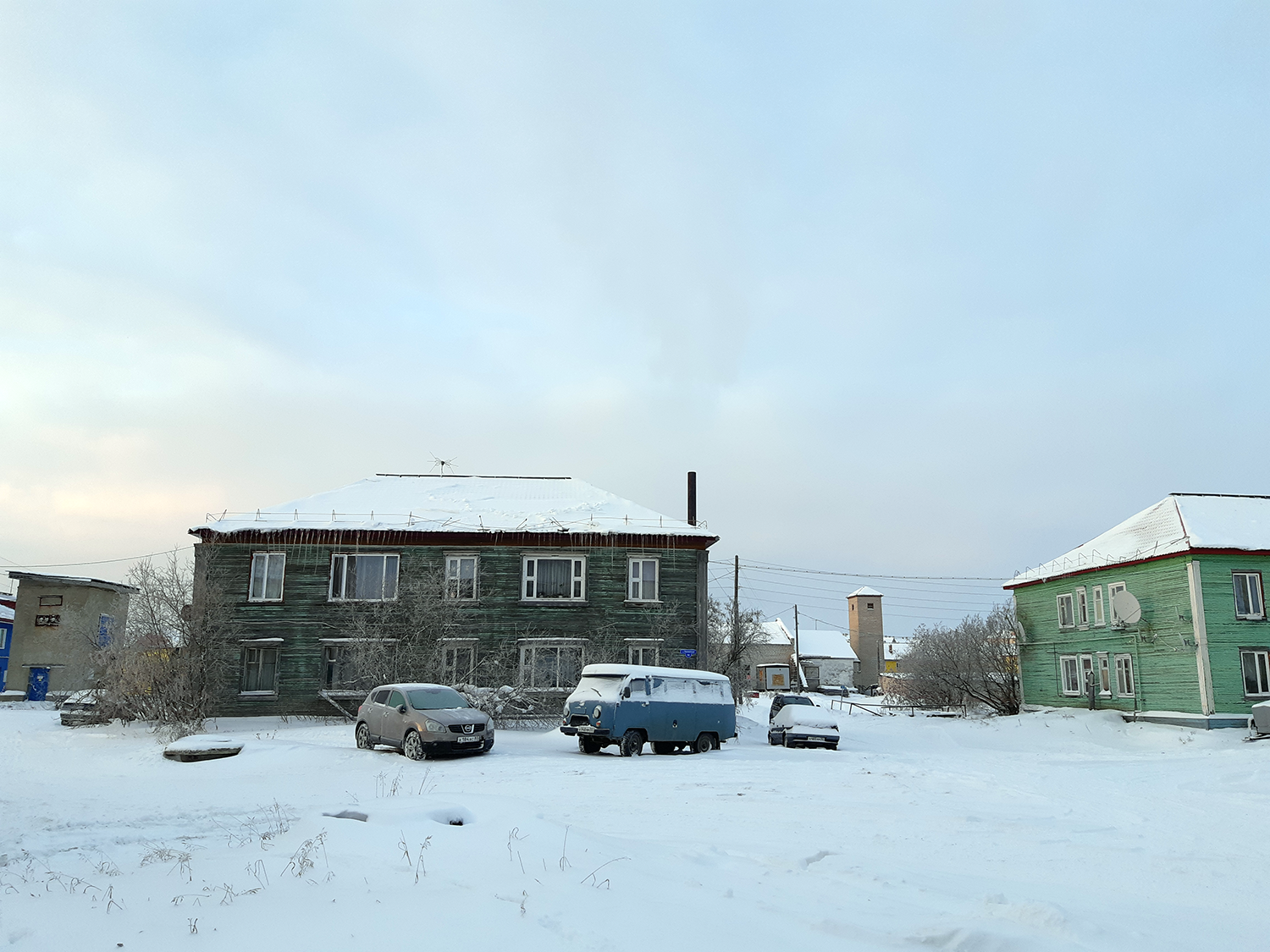 Naryan-Mar, Пионерская улица, 10; Пионерская улица, 8