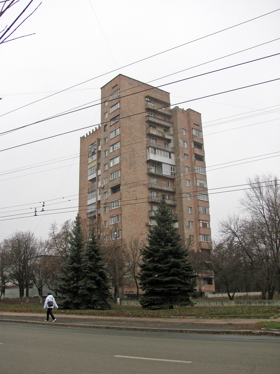 Kramators'k, Парковая улица, 8