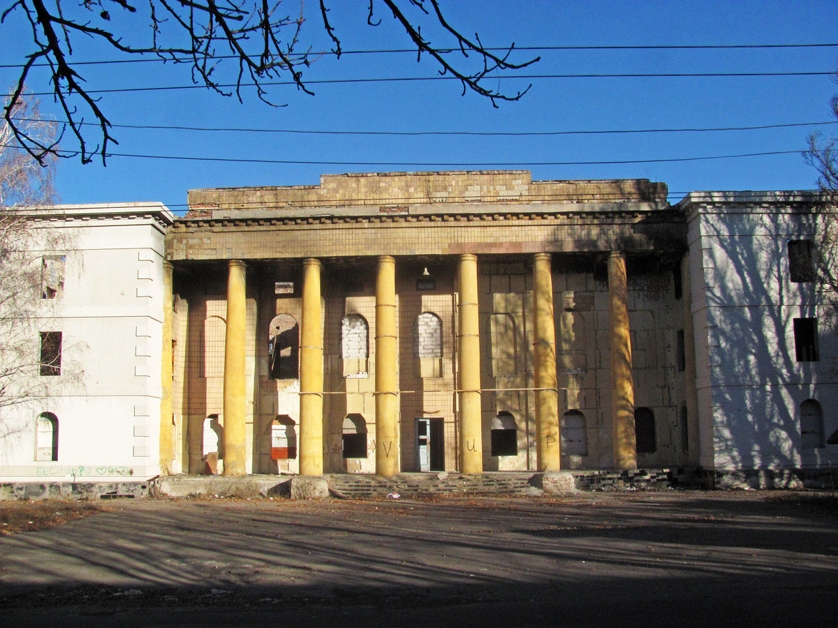 Артёмовск, Улица Артёма, 3