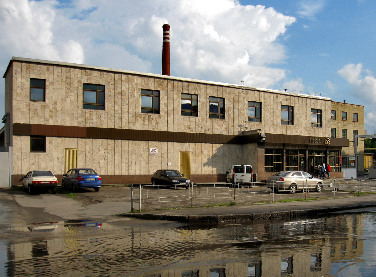 Харкiв, Лозовская улица, 8